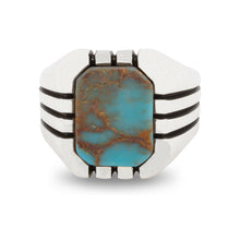 Görseli Galeri görüntüleyiciye yükleyin, 925 stamped sterling silver ring for men with rounded square antique turquoise gemstone and engraved stripes on the sides, classics style