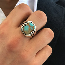 Görseli Galeri görüntüleyiciye yükleyin, Sterling Silver Ring with Rectangle Antique Turquoise Gemstone