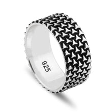 Görseli Galeri görüntüleyiciye yükleyin, Rugged Design Solid Oxidized Sterling Silver Band Ring