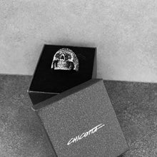 Görseli Galeri görüntüleyiciye yükleyin, Floral Skull Sterling Silver Biker&#39;s Ring with Dull Eyes