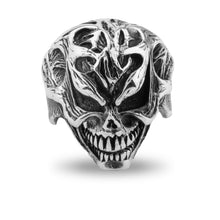 Görseli Galeri görüntüleyiciye yükleyin, Chicotta Men&#39;s Scary Skull Design Solid 925 Stamped Sterling Silver Biker Ring